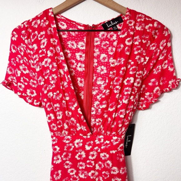LULUS GARDEN EXPLORER RED WHITE FLORAL PRINT MINI DRESS SIZE XS BRAND NEW - Picture 4 of 7